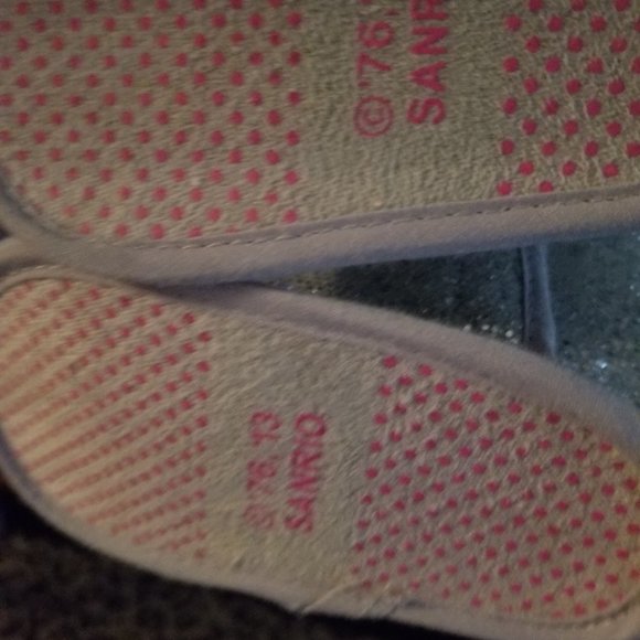 Baby Hello Kitty Boots size3-6mo Sanrio used - Picture 5 of 5